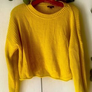 Crop Sweatshirt